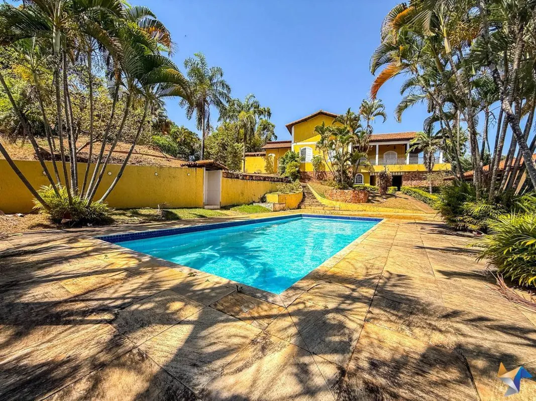 CASA TÉRREA NO SMDB CJ 22 — TERRENO DE 3.119m² COM VISTA PARA O LAGOCasa térrea ...