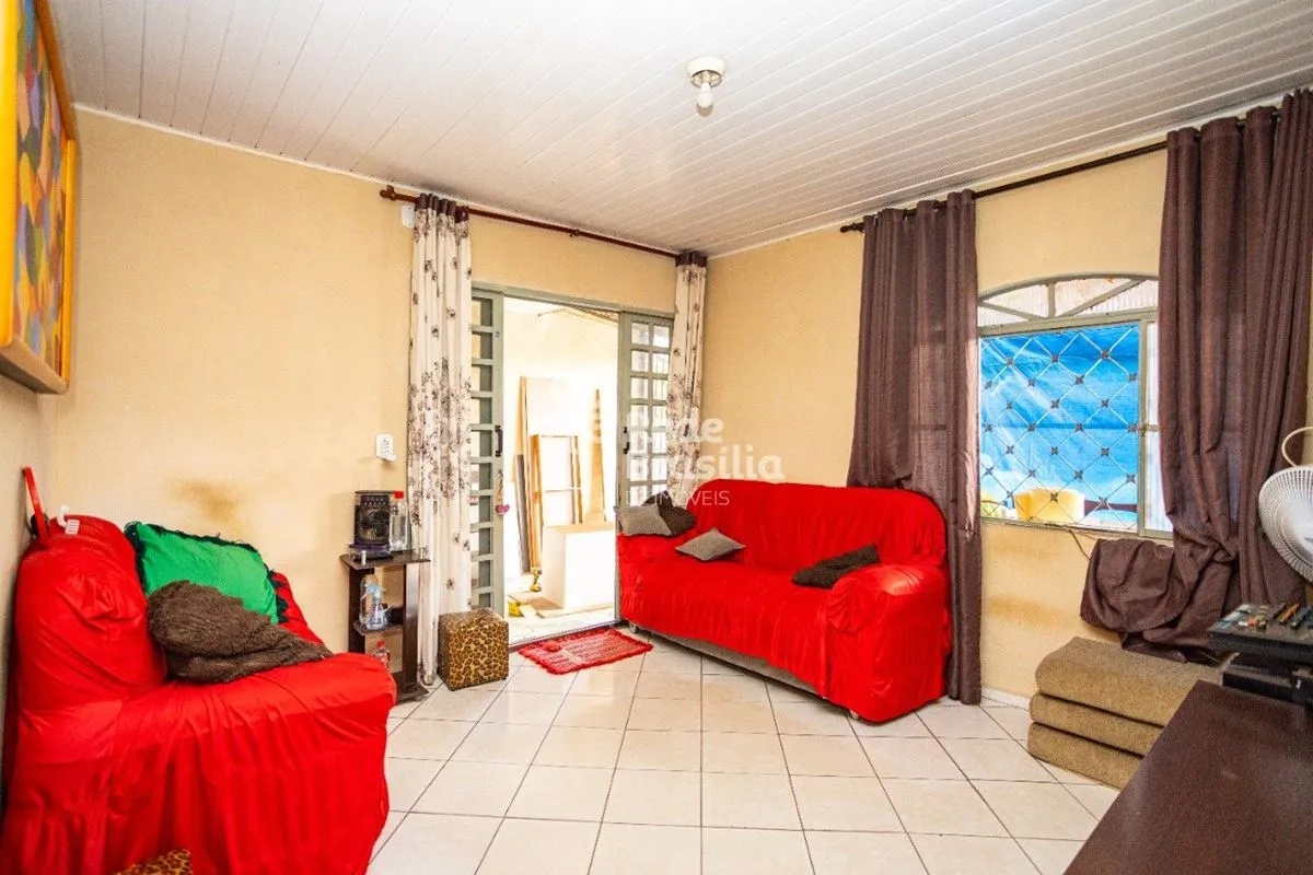  CASA À VENDA | EXCELENTE OPORTUNIDADE PARA MORAR OU INVESTIR !Imóvel com excele...
