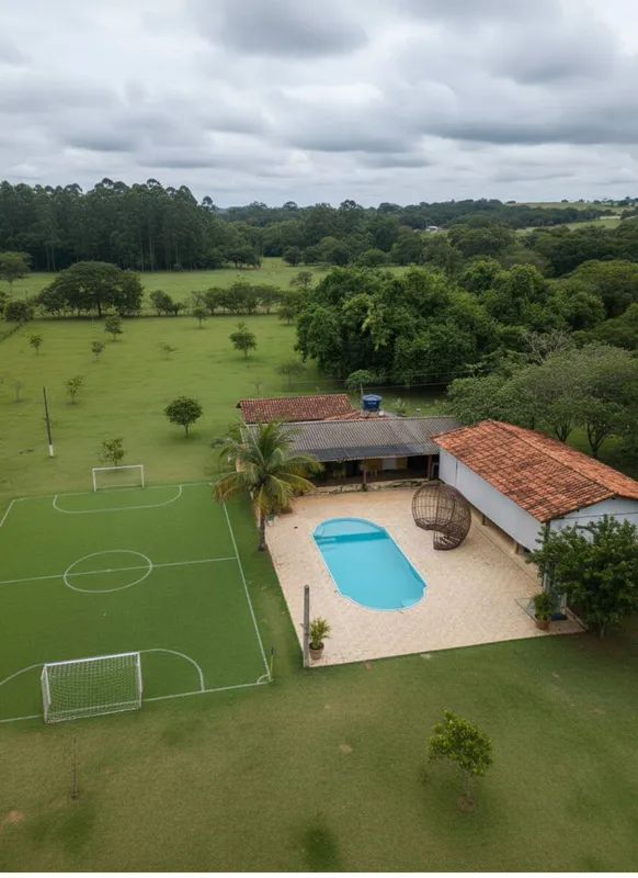 Excelente chácara com 21.000 m² na GO-020, em Bela Vista de Goiás, ideal para qu...