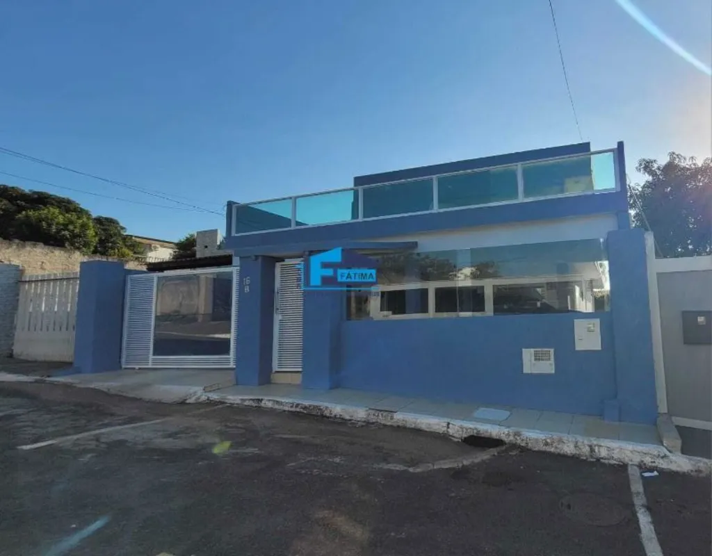 - Localização privilegiada;- Casa com excelente bom gosto e qualidade;- Condomín...