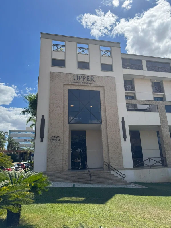 ALUGA-SE LINDO APARTAMENTO MOBILIADO DE CANTO com 41,70m2, localizado no Ed. UPP...