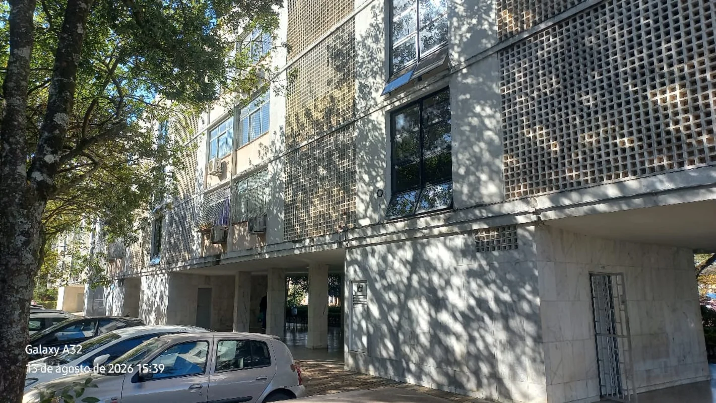  **APARTAMENTO PARA LOCAÇÃO - ASA NORTE/BRASÍLIA**Apartamento de 3 quartos com 9...