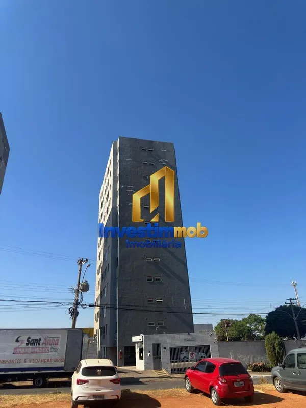 - Excelente Apartamento na QNN 11 Residencial Centauros- 02 quartos , sendo 01 s...