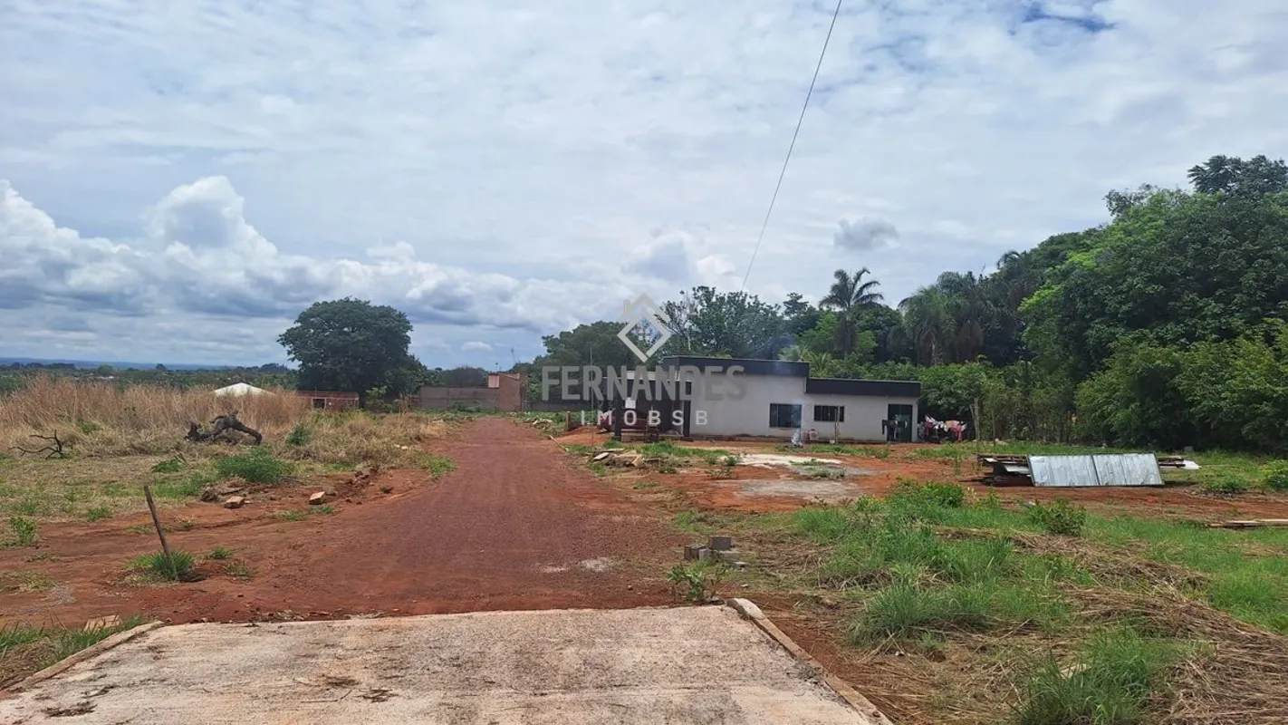 Ponte Alta Norte: Lote de 400m² Plano em Condomínio Exclusivo por R$ 110.000,00!...