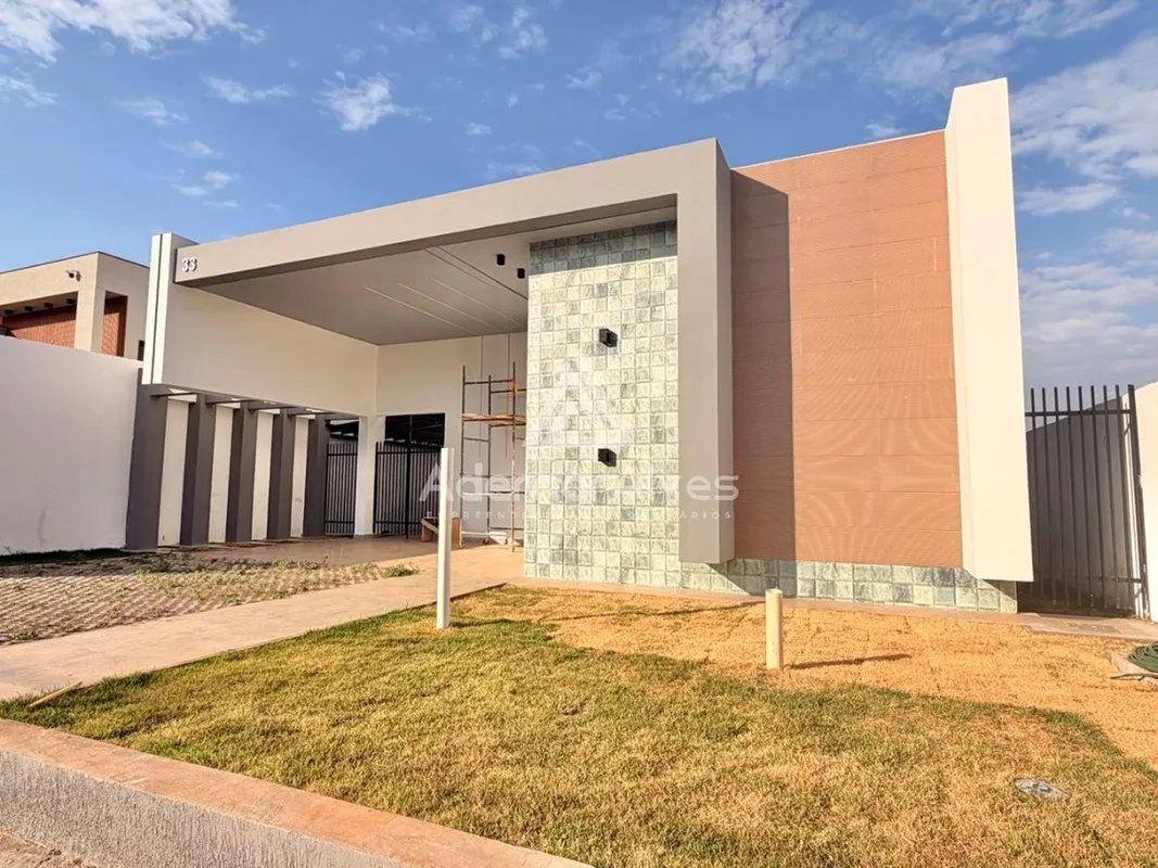 Venha morar com conforto e segurança em um dos melhores condomínios da região! E...