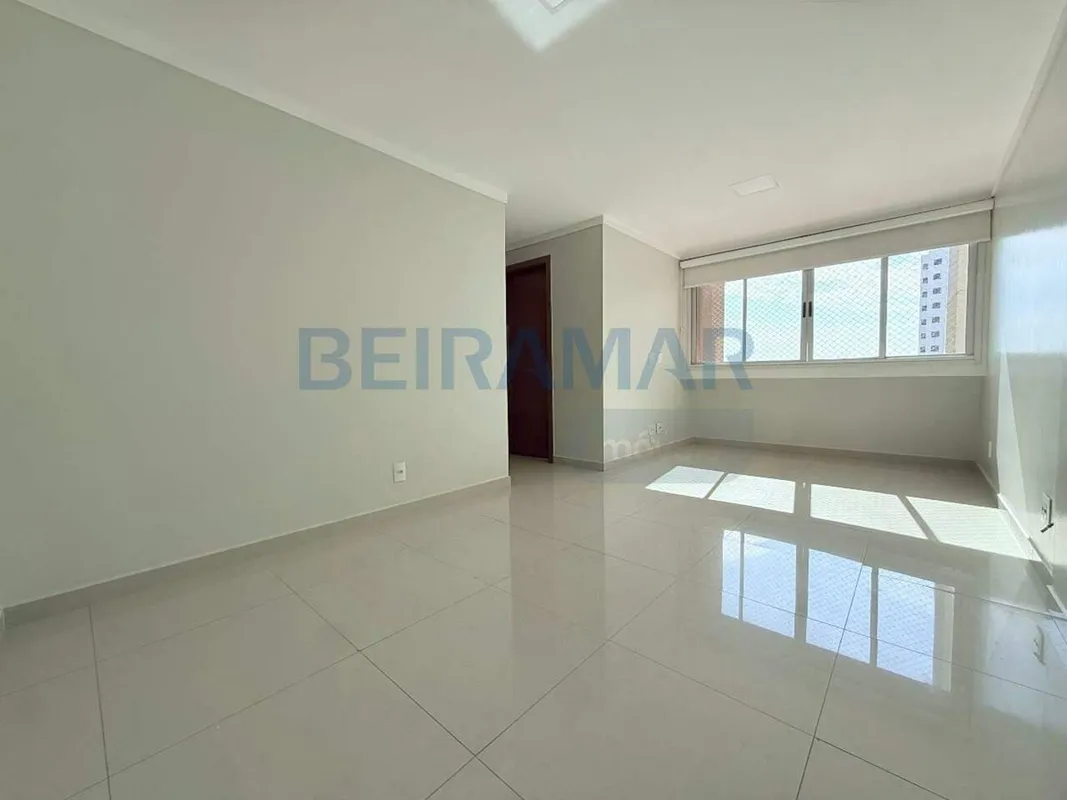 Apartamento Semi-Mobiliado | 2 Quartos (1 Suíte) | Andar Alto (18º) | Nascente |...