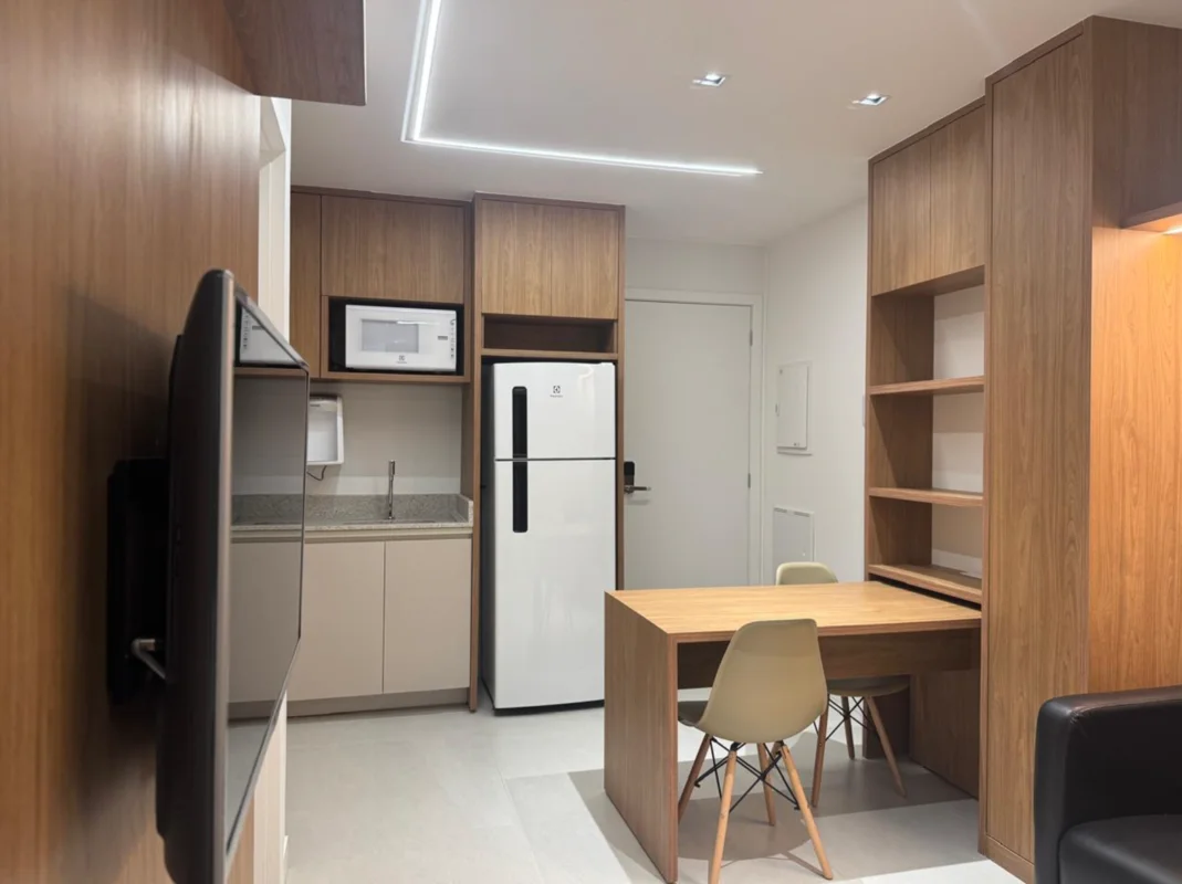 Se você está procurando um apartamento de um quarto, pronto para morar, moderno ...