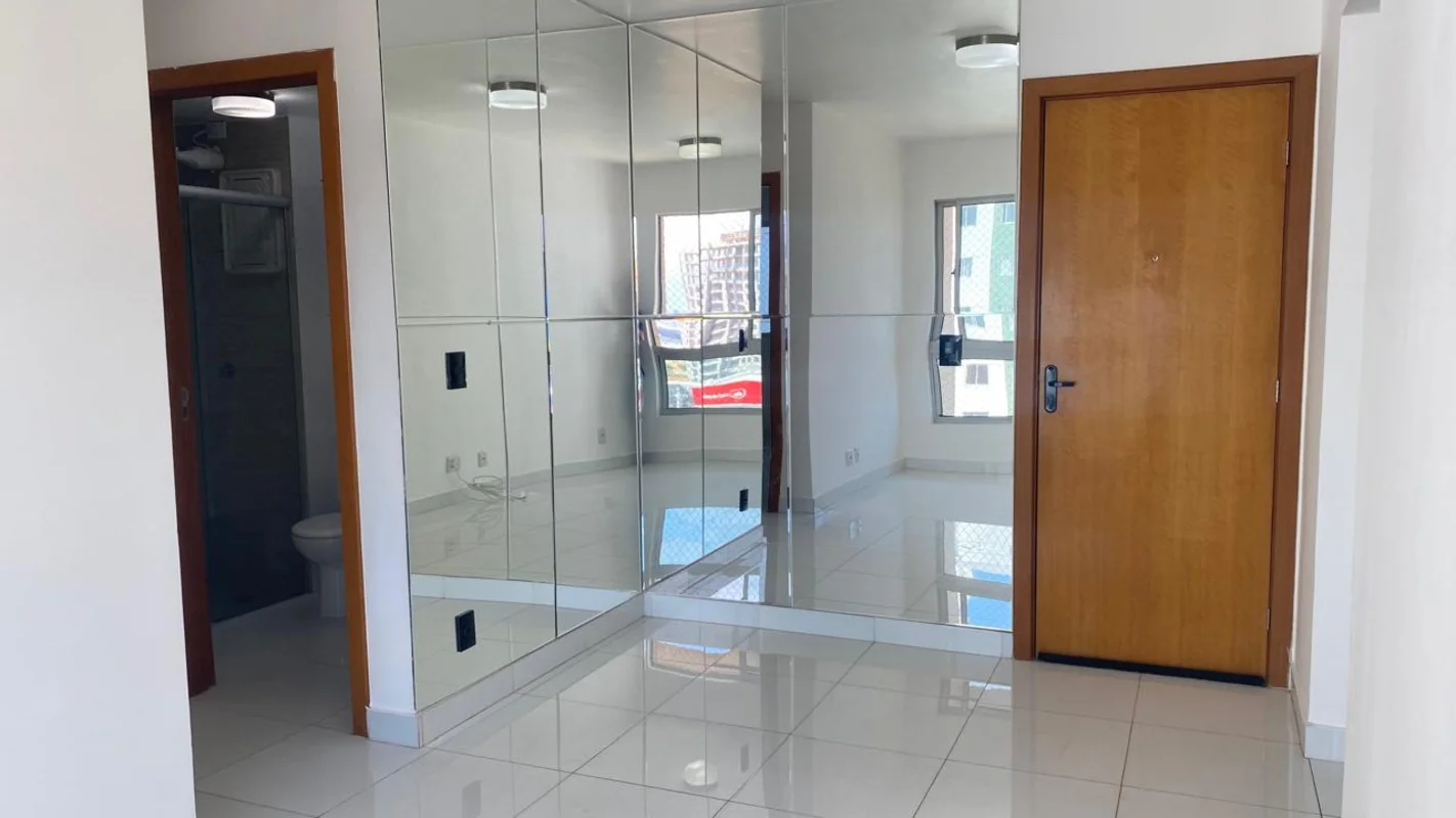 * - VENDO EXCELENTE APARTAMENTO NO RESIDENCIAL RIO PARANÂ;* - QUADRA 301, SAMAMB...