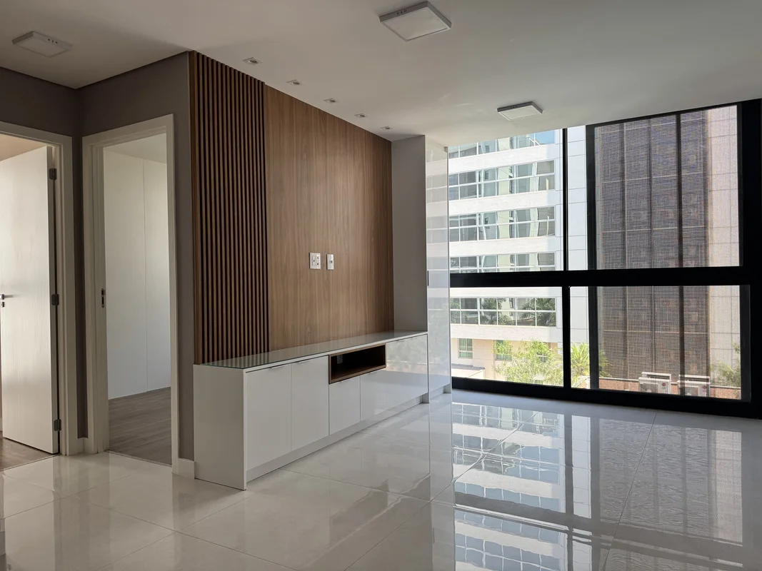Situado no Villagio no coração do Park Sul, em Brasília, este apartamento de 83m...