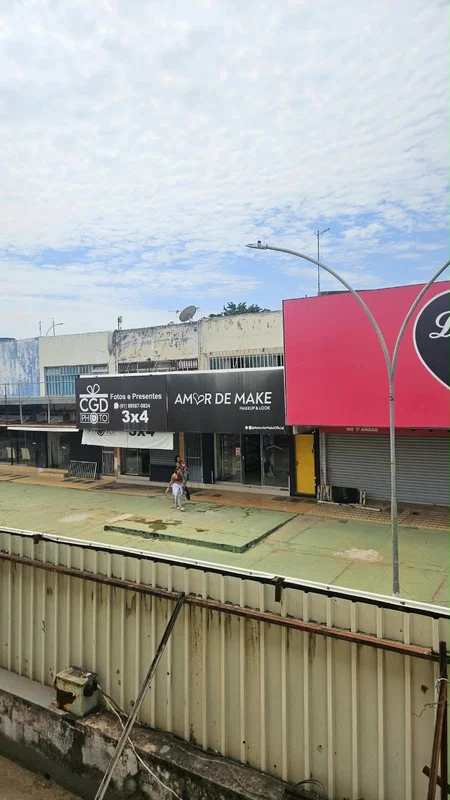 Imóvel comercial disponível para venda em Sobradinho, ideal para escritórios ou ...