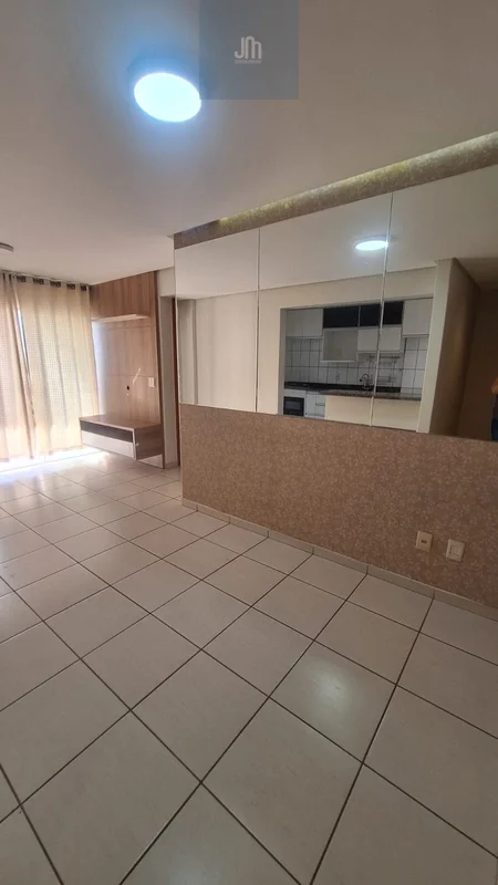 Apartamento de 2 quartos, com suíte, repleto em armários, próximo ao Carrefour d...