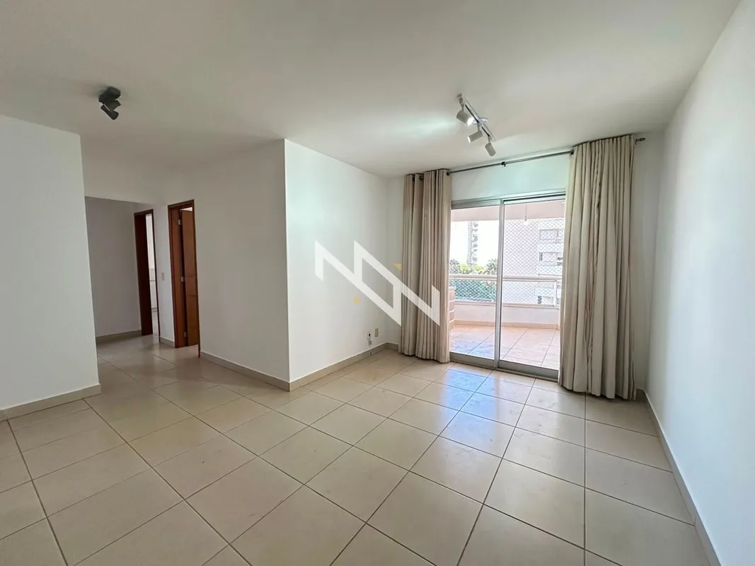 Apartamento à venda no Setor Bueno. Conta com 3 quartos, sendo 2 suites (1 plena...