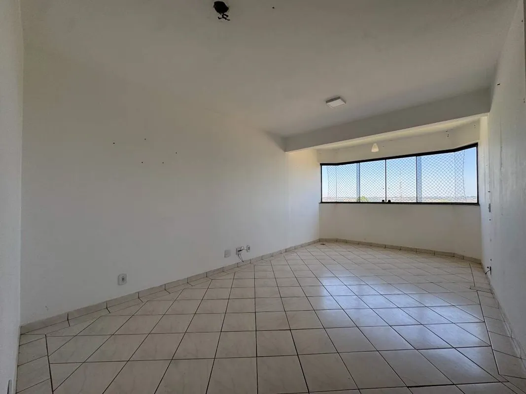 APARTAMENTO DE 3 QUARTOS COM VISTA LIVRE PARA SOBRADINHO!Excelente oportunidade ...