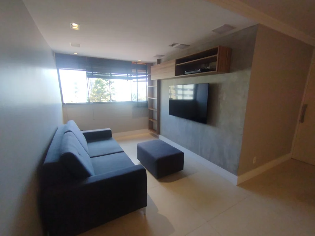 Conquiste o conforto e a praticidade de morar em um apartamento reformado e mobi...
