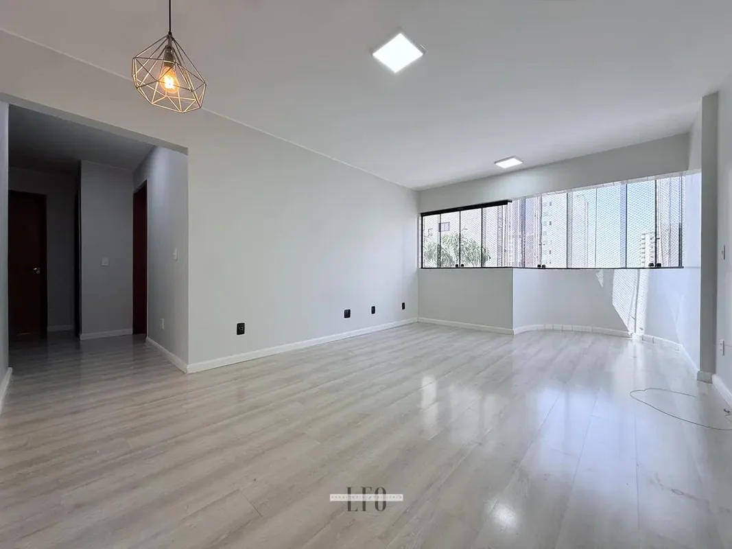 APARTAMENTO NASCENTE DE 3 QUARTOS COM SUÍTE E DCE NO RESIDENCIAL RAFAELA – ÁGUAS...