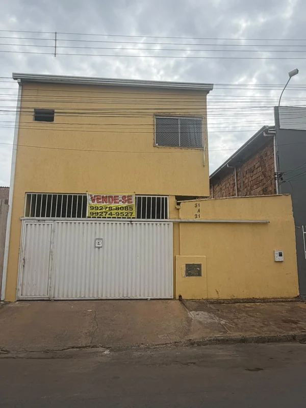 Imagine morar na comodidade de uma casa com frente livre, na tranquila Quadra 31...