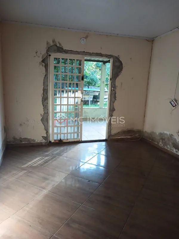 OPORTUNIDADE ÚNICA – CHÁCARA NO INCRA 9 À VENDAChácara com 10.000 m², localizada...