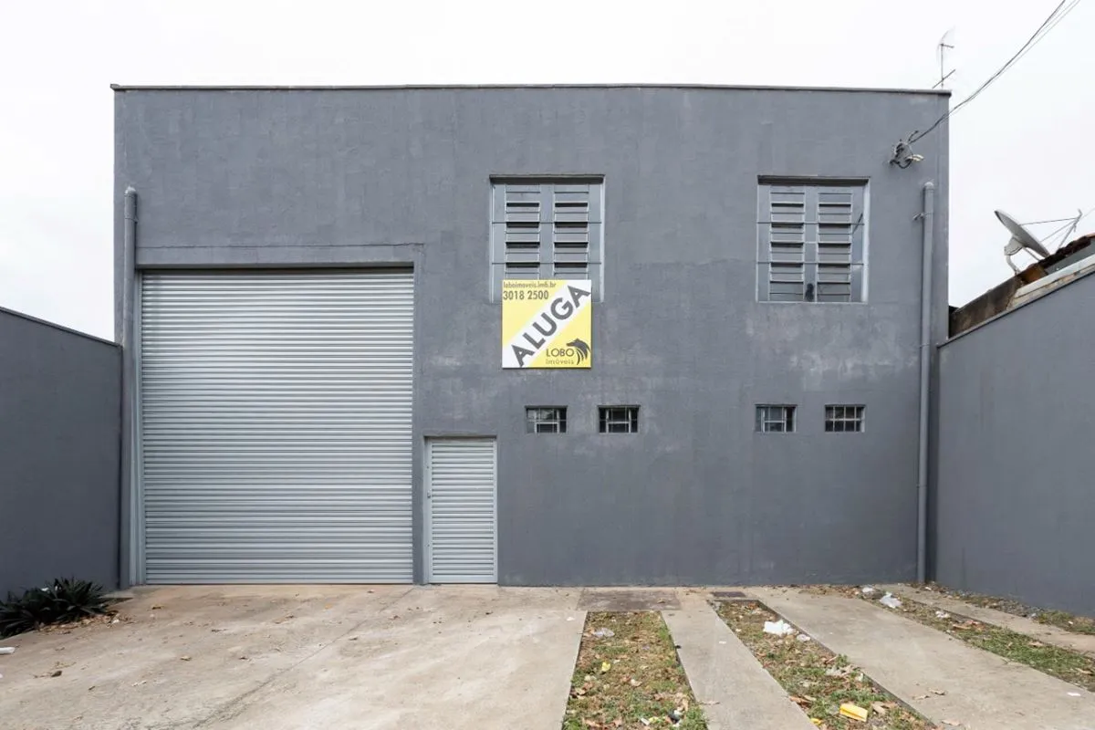 Galpão Av. Hermínio Perné Filho, 336,45 m², Vila Maria Dilce, Goiânia.- 02 Banhe...