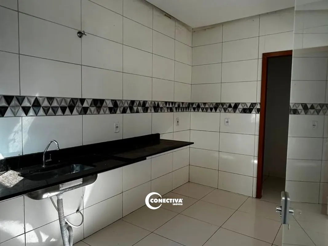 Casa térrea, com 140,31 m² de área privativa, terreno 231 m², contendo 3 quartos...