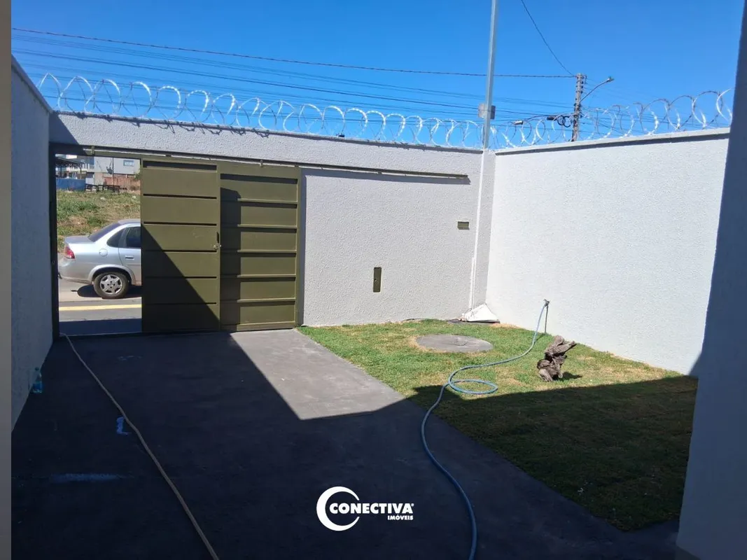 Casa térrea nova, 180 m2 de lote, 100 m2 de área construída, 3 quartos, 1 suíte,...