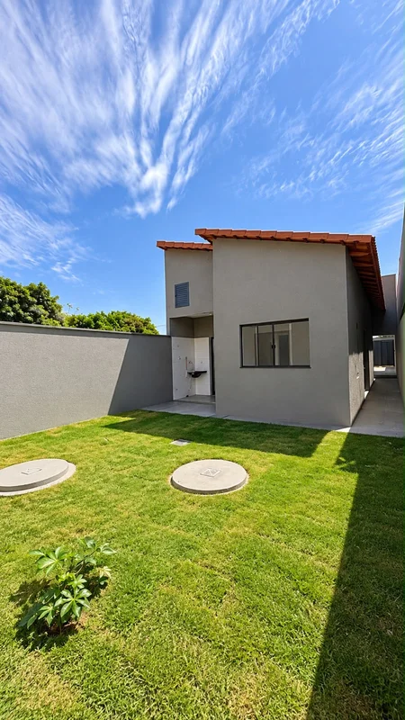 CASA 3 QUARTOS | ROSA DOS VENTOSR$ 330.000 Aparecida de GoiâniaA 5 minutos do At...