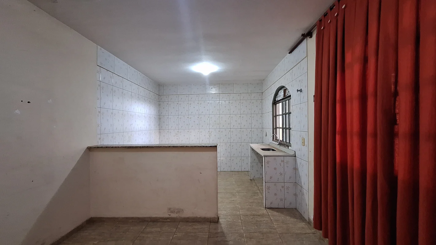 QUADRA 203 - ALUGUEL DE KITNET POR APENAS R$ 1.000,00 (MIL REAIS) por mês- NA QU...