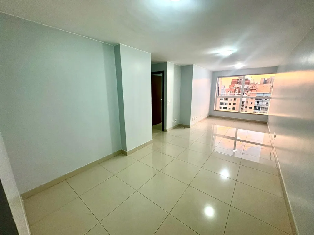 Residencial Carlos Gomes - Apartamento - 82m² - 3 Quartos - Andar Alto - Area de...
