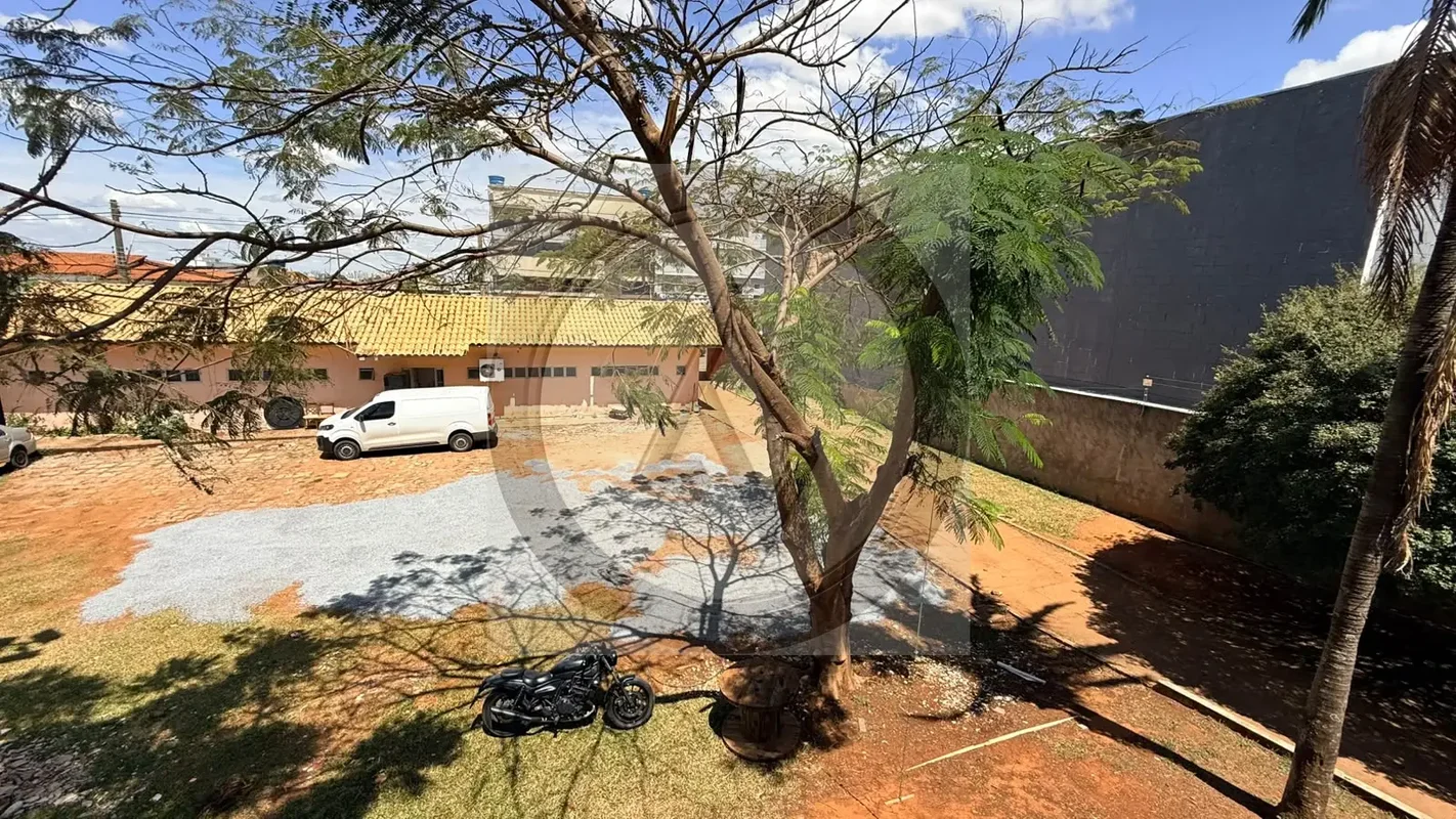 OPORTUNIDADE ÚNICA em Vicente Pires: Lote Comercial e de Alto Retorno com 1.600m...