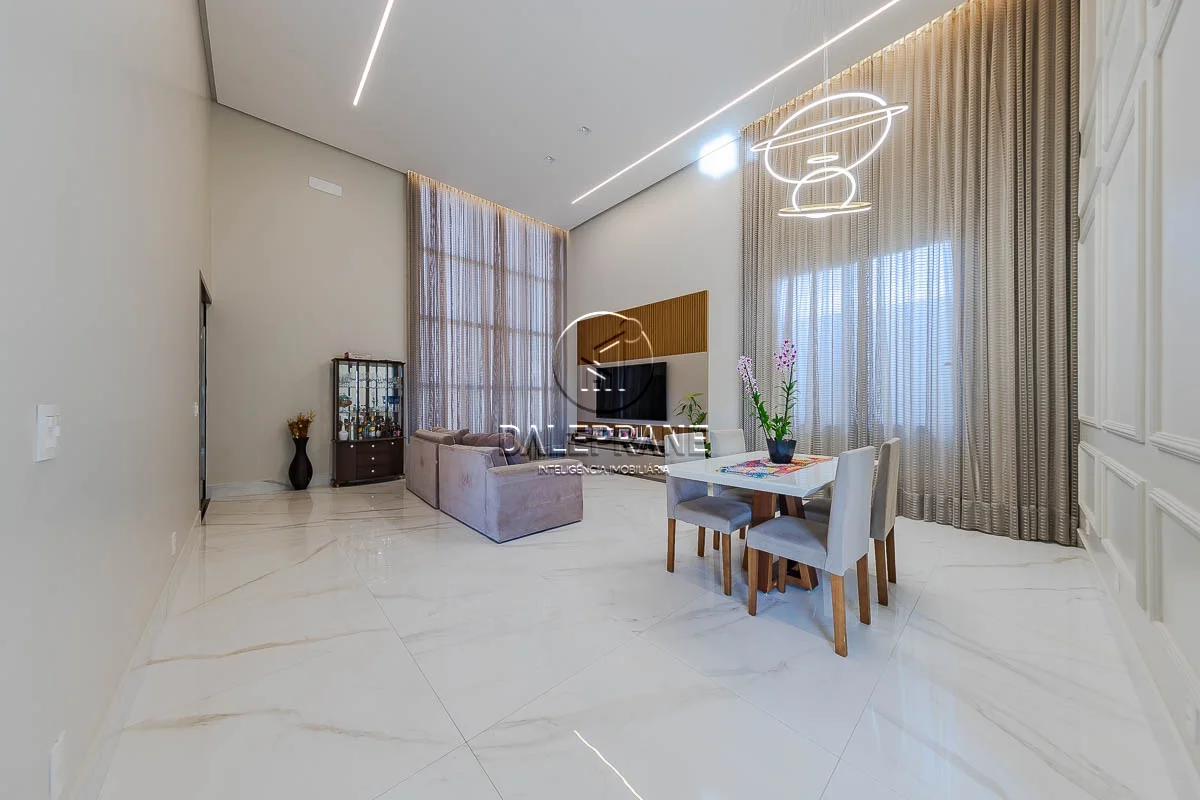 MANSÃO DE ALTO PADRÃO NO DAMHA II | PISCINA • ARQUITETURA EXCLUSIVA • LAZER COMP...