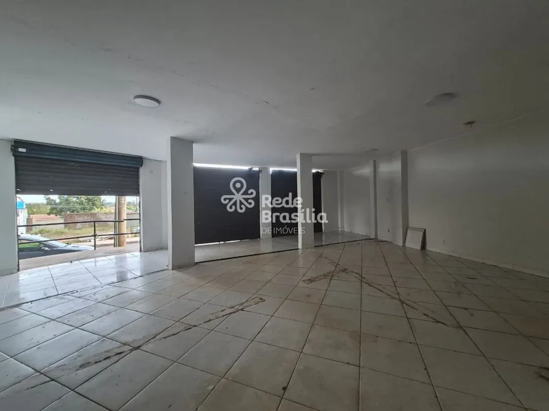 TH36016 - Qe 40 Rua 24 Polo de Modas/Guará, Ótima Loja, 76m². Agende sua visita!...