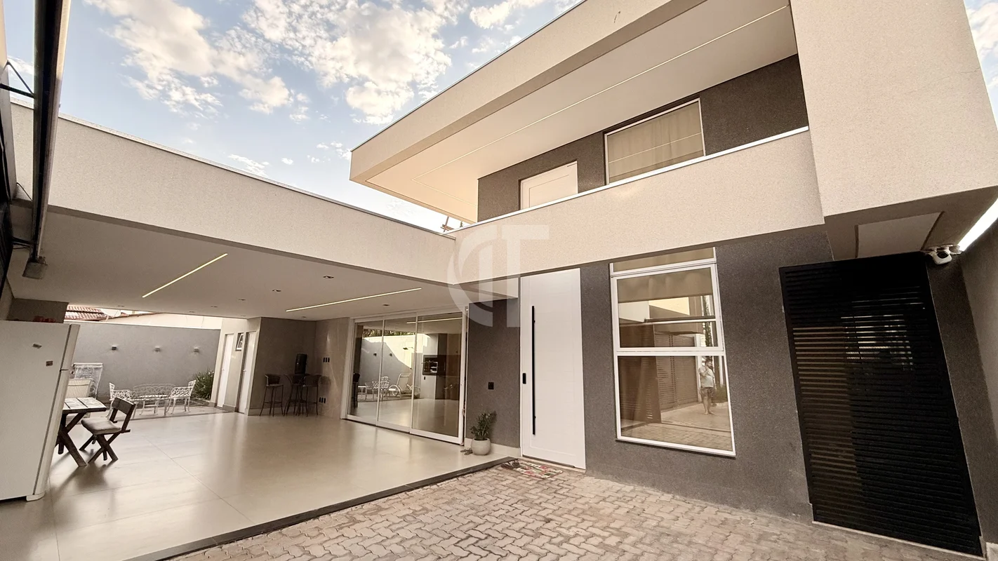 SEU NOVO LAR EM ARNIQUEIRAS!Procurando conforto, modernidade e economia para a s...