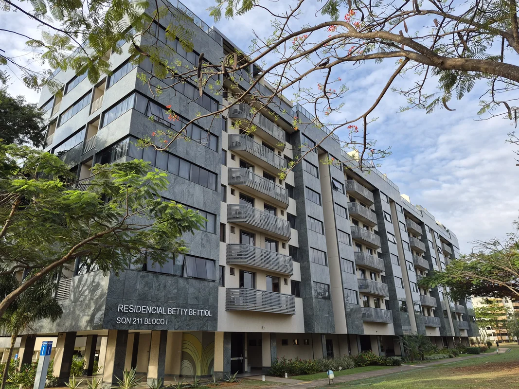 Alugue até sem fiador!Apartamento na SQN 211 no residencial Betty Bettiol com am...