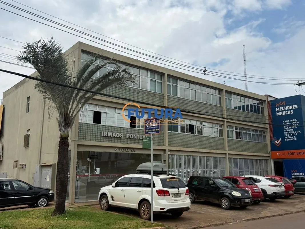 FUTURA NEGÓCIOS IMOBILIÁRIOS disponibiliza para LOCAÇÃO:Excelente Sala comercial...