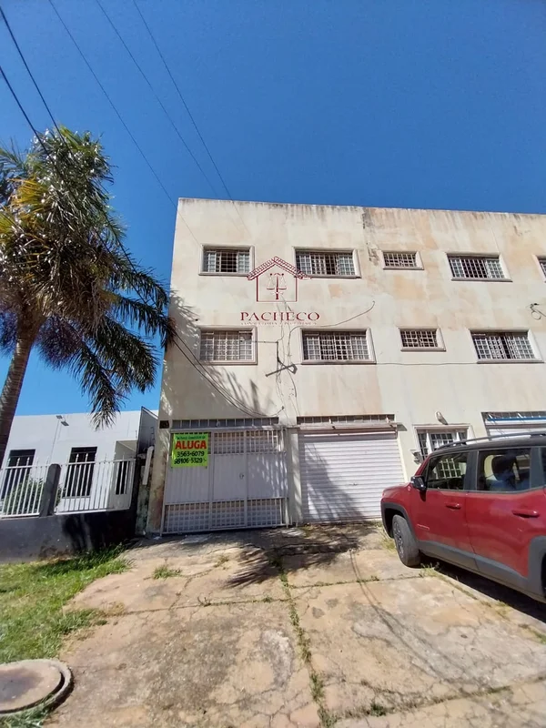 PACHECO CONSULTORIA E IMOBILIÁRIA disponibiliza para locação uma KITNET TERREA l...