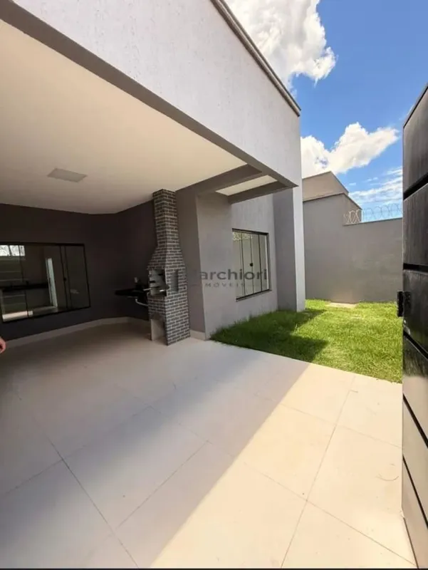 CASA TÉRREA À VENDA NO SETOR MAYSA I TRINDADE/GO Excelente oportunidade para que...