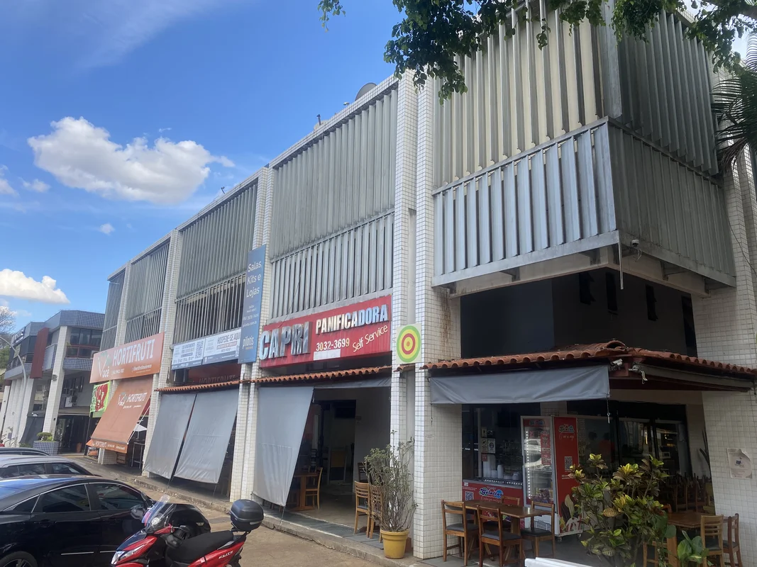 Descubra uma oportunidade única na CLN 215 Bloco A, ASA NORTE, Brasília/DF: kitn...