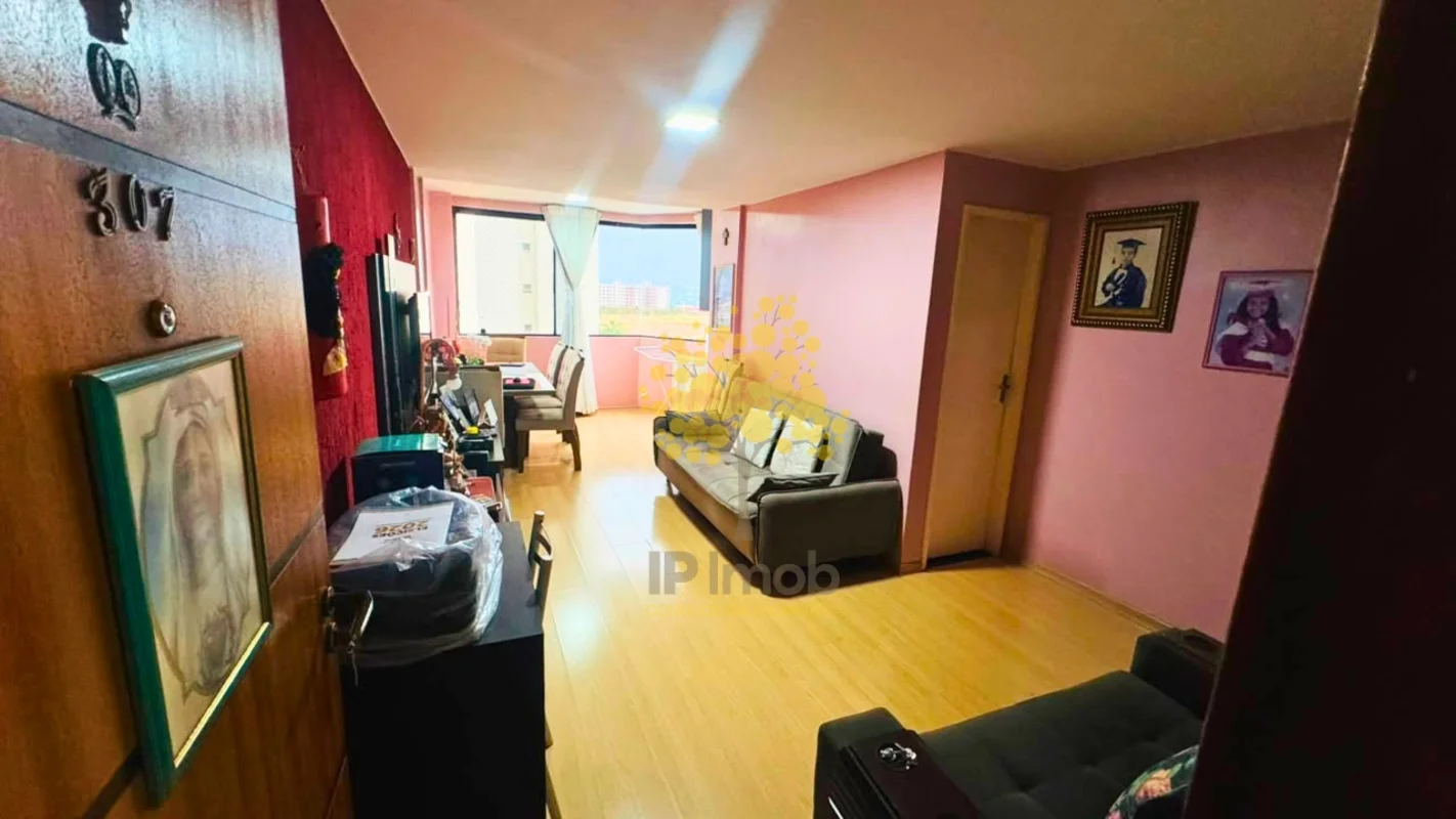 Excelente oportunidade no Guará II! Apartamento com 77 m², bem distribuídos, loc...