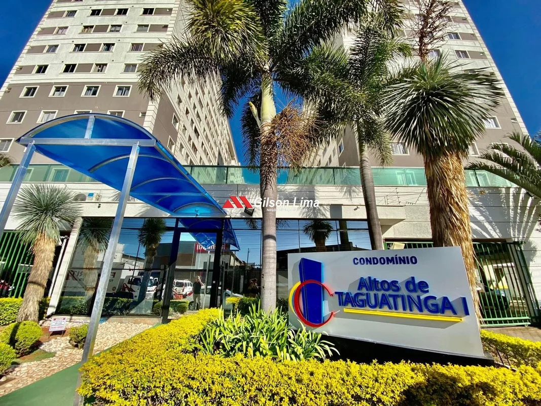 ** 64 m2 - 3 Quartos ( 1 SUÍTE ) - Varanda - Andar alto - Área de lazer **GILSON...