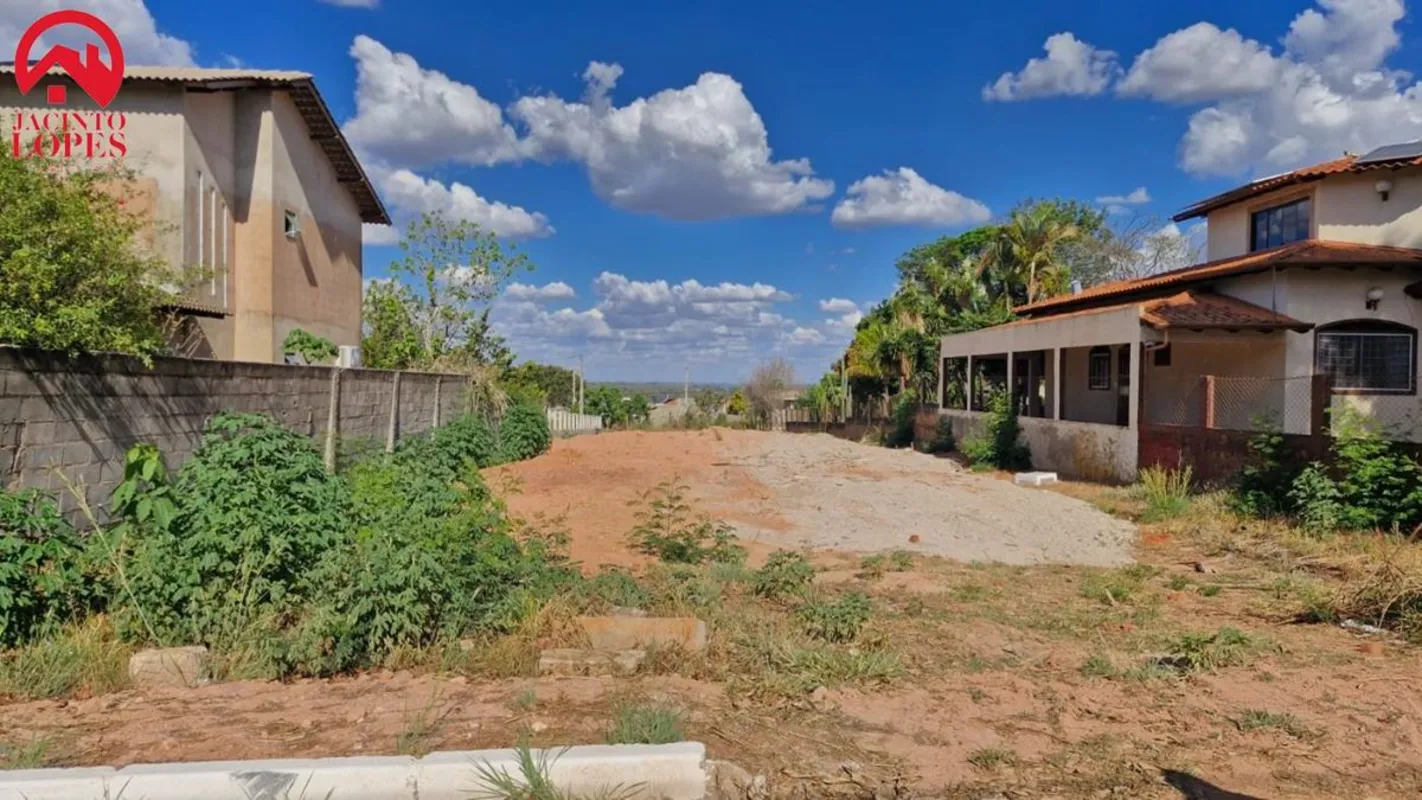 LOTE À VENDA NO JARDIM BOTÂNICO CONDOMÍNIO MINI CHÁCARAS LAGO SULExcelente oport...