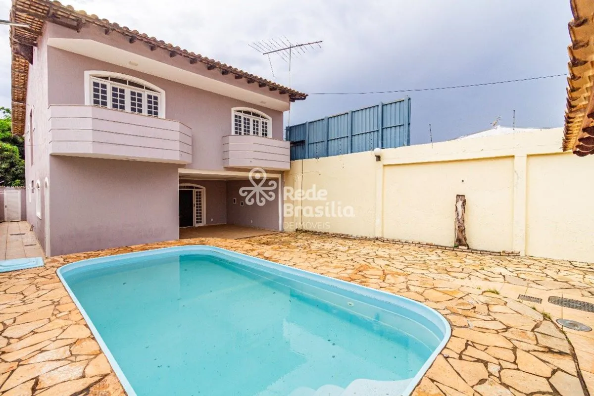 Quadra 3 - Casa com 2 pavimentos e área gourmet no Sobradinho - DFImagine viver ...
