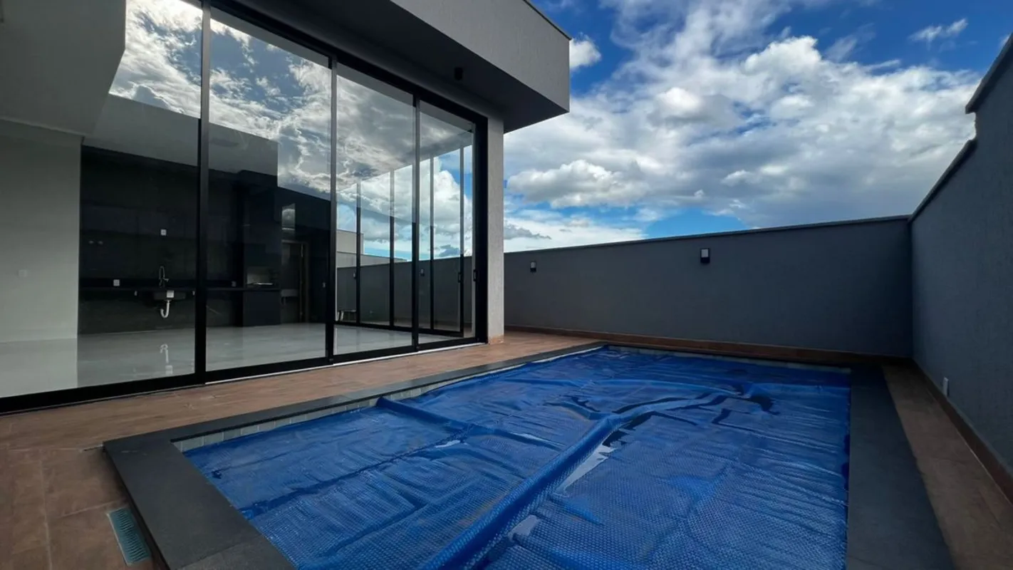 Residência de Alto Padrão | Portal do Sol Green — GoiâniaUma casa para quem não ...