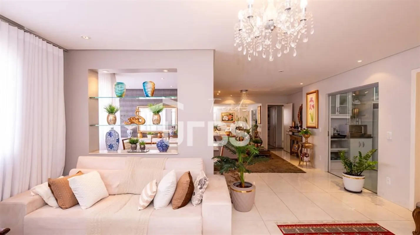 COD U-0035253 - Lindo apartamento está à venda no Setor Nova Suíça, do lado do P...