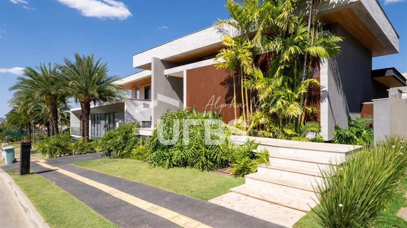 COD U-0034939 - Assinada pela Bittar Arquitetura, esta elegante casa térrea une ...