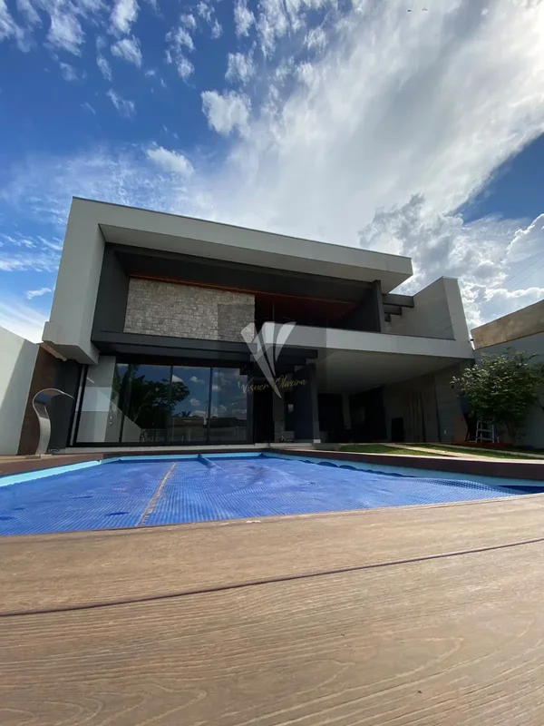 VENDO CASA MODERNA EM ARNIQUEIRAS - CONJUNTO 3 - ATRAS DA SMPW3 - LOTE 418m2 Tot...