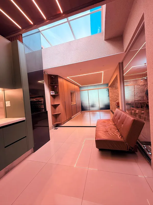 CASA TÉRREA EM CONDOMÍNIO Cond Villa Rica RoyalR$ 798.000132 m23 quartos sendo 1...