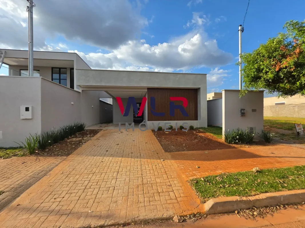 WASHINGTON RODRIGUES apresenta casa térrea recém-construída à venda no Condomíni...