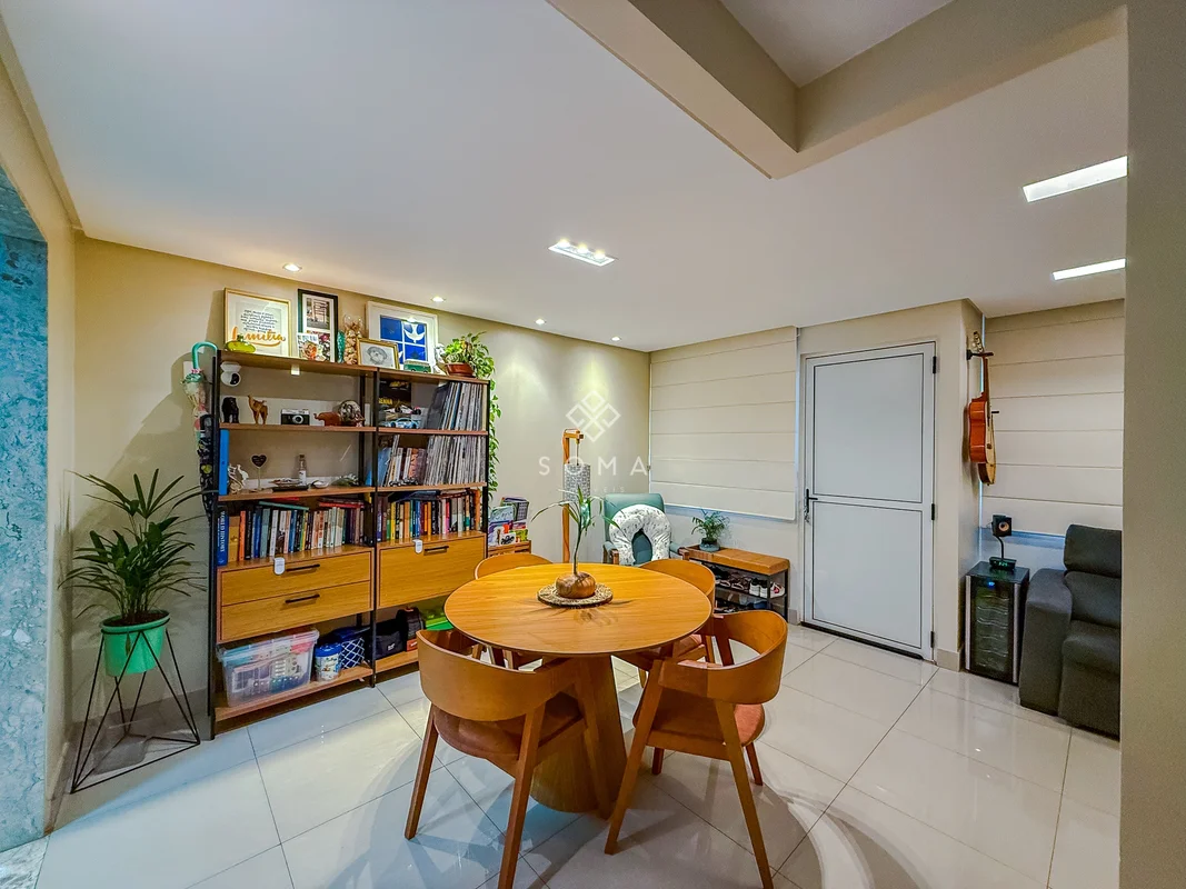 ESPECIFICAÇÕES DA CASA:- Projeto de iluminação- Sala ampla para dois ambientes c...