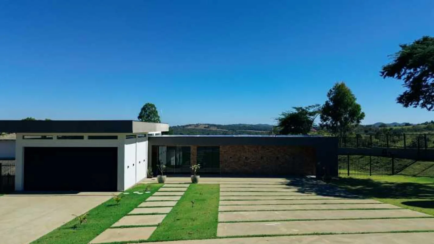 Excelente oportunidade no Lago Corumbá 4 - em Alexânia: casa de alto padrão no C...