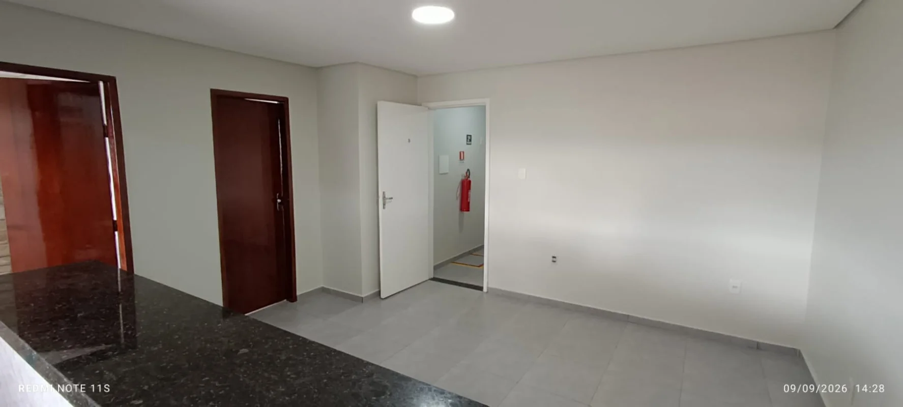 APARTAMENTO DE 02 QUARTOS PARA LOCAÇÃO – TAGUATINGA NORTE – PINTURA NOVA E PISO ...