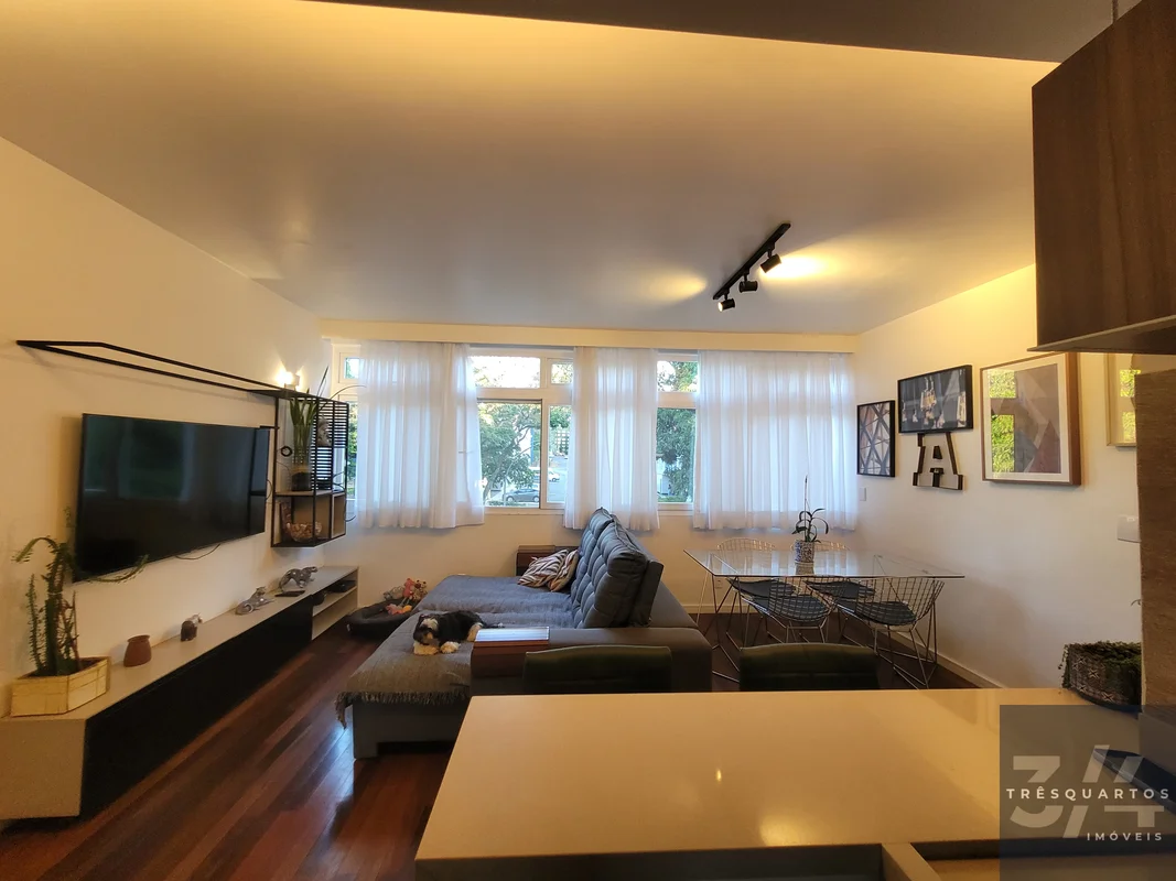 DISPONÍVEL PARA ENTRAR EM 01/01/27SQN 412 – Apartamento reformado, vazado, 2 qua...